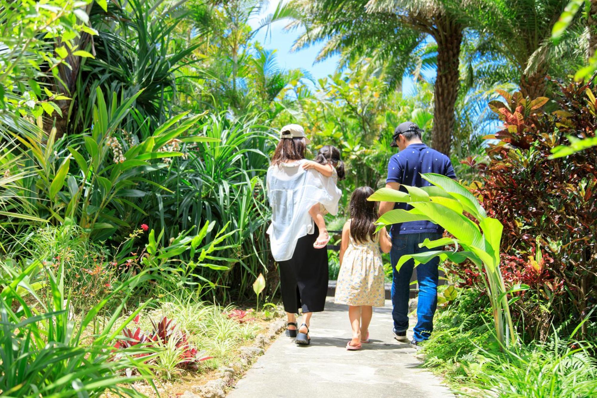 Kafuu Resort Fuchaku Condo Hotel Onna Ngoại thất bức ảnh