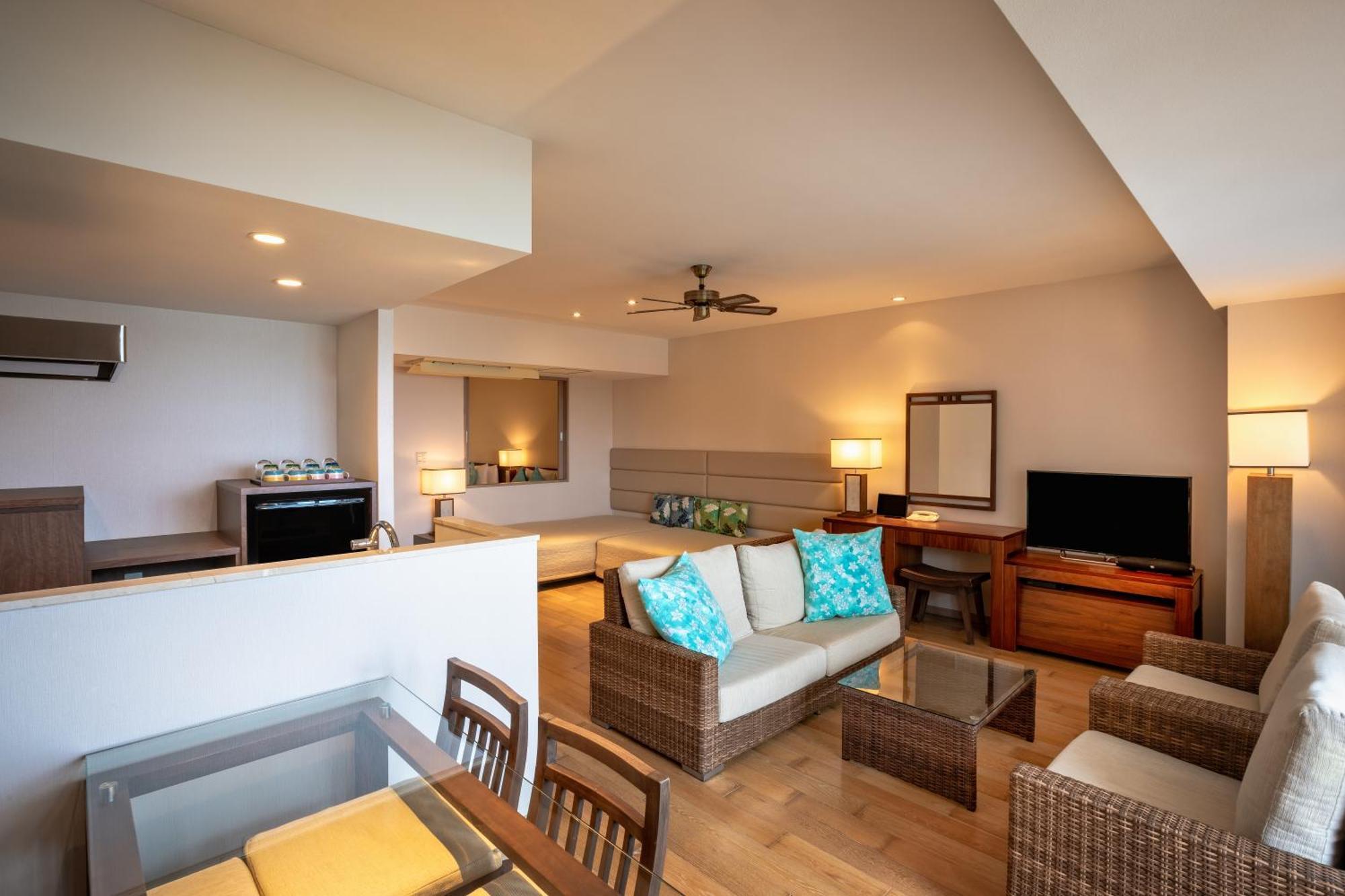 Kafuu Resort Fuchaku Condo Hotel Onna Ngoại thất bức ảnh
